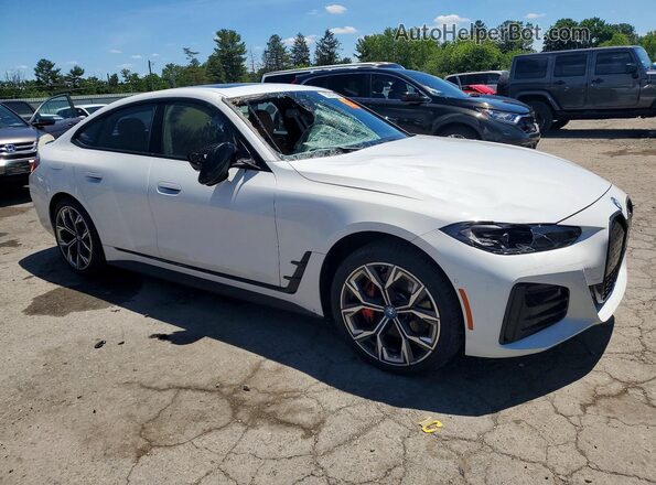 WBY43AW04RFR71887 2024 BMW I4 White Front right