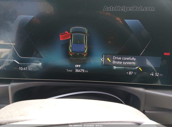 WBY43AW09RFT05771 2024 BMW I4 Зеленый Вид задних сидений