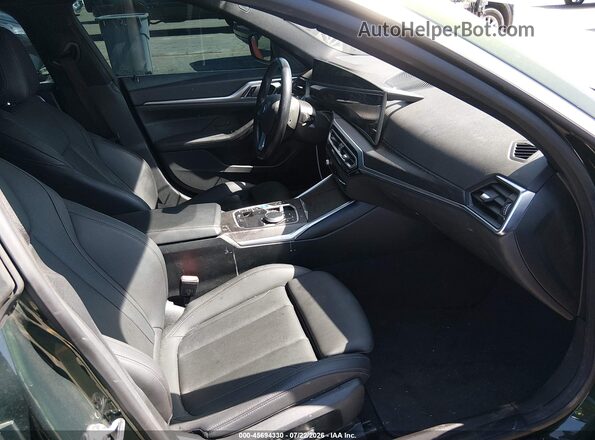 WBY43AW09RFT05771 2024 BMW I4 Зеленый Вид салона спереди