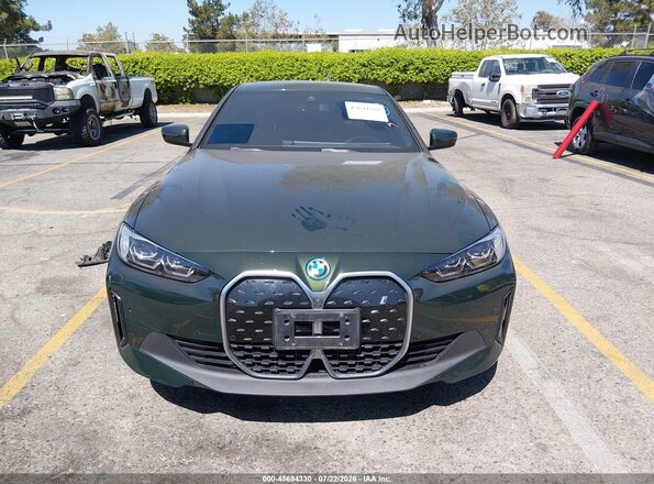 WBY43AW09RFT05771 2024 BMW I4 Зеленый Вид щитка приборов