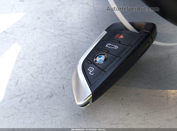 WBY43AW09RFT05771 2024 BMW I4 Зеленый Вид панели приборов