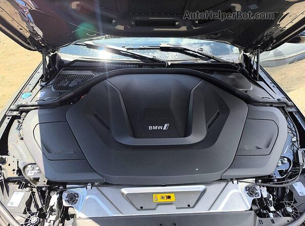 WBY43HD06TFW38609 2026 BMW I4 Gray Widok komory silnika