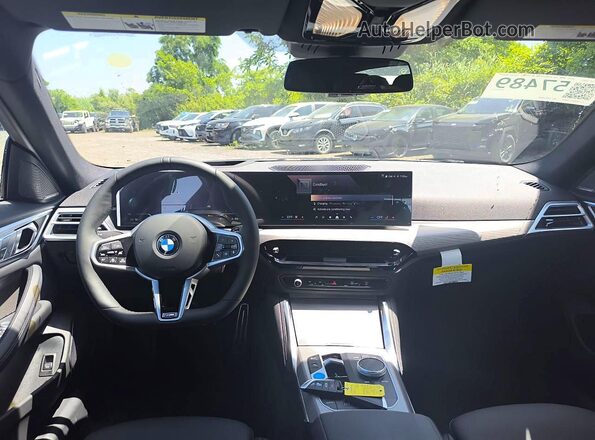WBY43HD09TFW48762 2026 BMW I4 Black Вид щитка приладів