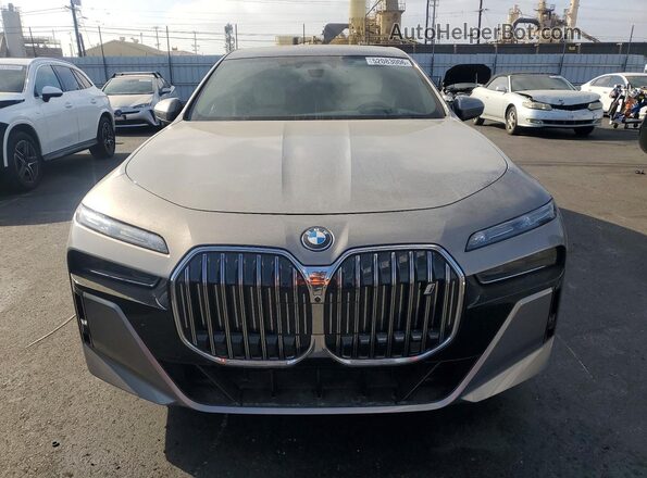 WBY53EJ0XPCN45025 2023 BMW OTHER Silver Դիմացի տեսք