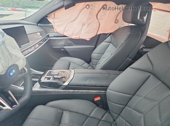 WBY53EJ0XSCU92576 2025 BMW OTHER Black Вид салону спереду