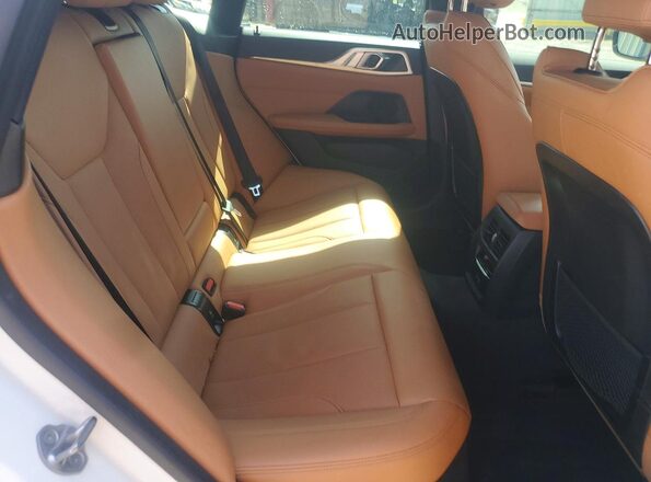 WBY73AW05NFN16537 2022 BMW I4 Белый Вид задних сидений