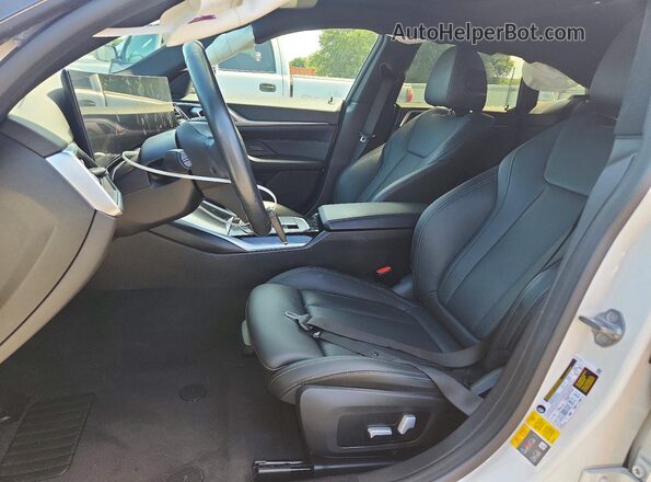 WBY73AW05PFN86882 2023 BMW I4 White Front interior view
