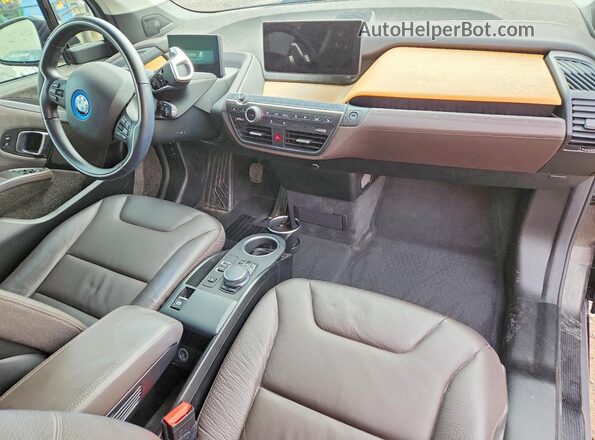 WBY7Z4C51JVC34639 2018 BMW I3 Blue Вид панелі приладів