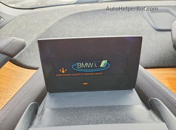 WBY7Z4C51JVC34639 2018 BMW I3 Blue Вид щитка приладів