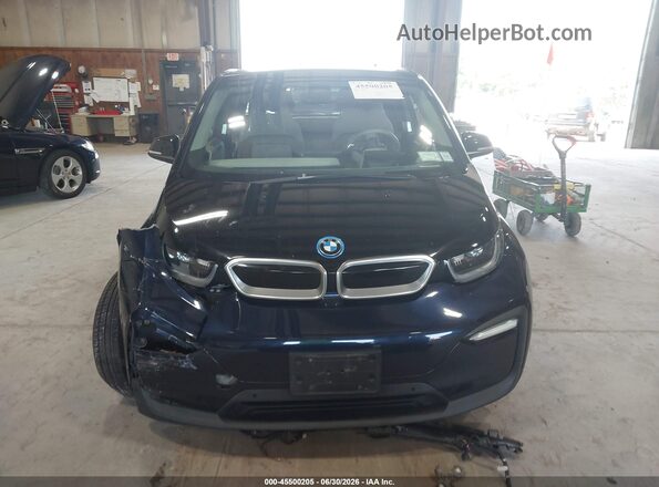 WBY7Z4C56JVD97044 2018 BMW I3 Blue Rear interior view