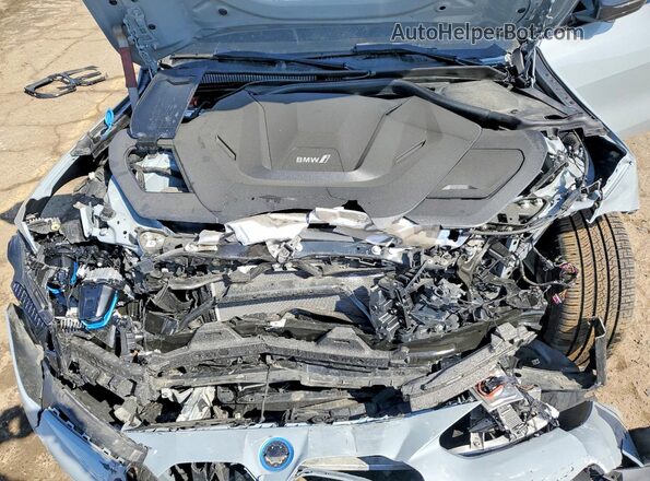 WBY83FB06RFR90154 2024 BMW I4 Blue Widok wnętrza z tyłu