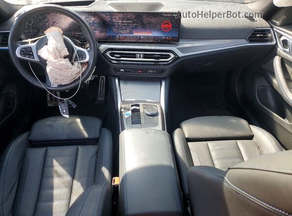 WBY83FB06RFR90154 2024 BMW I4 Blue Widok deski rozdzielczej