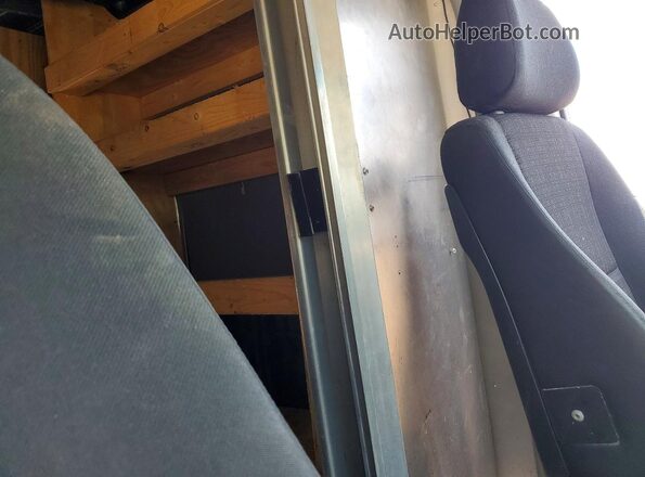 WD3PE7CD2JP635182 2018 MERCEDES-BENZ SPRINTER Blue Widok wnętrza z tyłu