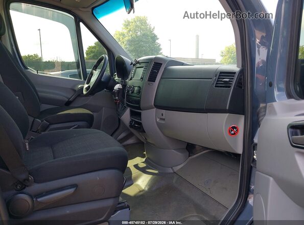 WD3PE7CD4JP644885 2018 MERCEDES-BENZ SPRINTER Gray Widok wnętrza z przodu