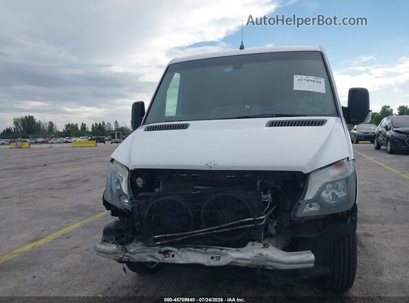 WD3PE7DD6GP254104 2016 MERCEDES-BENZ SPRINTER White Rear interior view