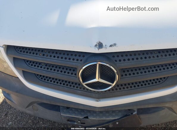 WD3PE8CD7HP523025 2017 MERCEDES-BENZ SPRINTER Белый Вид спереди