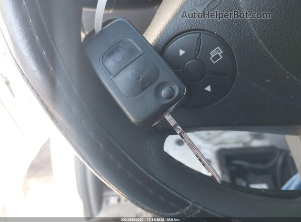 WD3PE8CD7HP523025 2017 MERCEDES-BENZ SPRINTER Белый Вид панели приборов