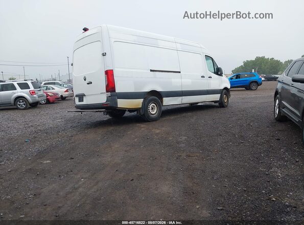 WD3PF1CD3KP058366 2019 MERCEDES-BENZ SPRINTER Белый Вид задней части салона