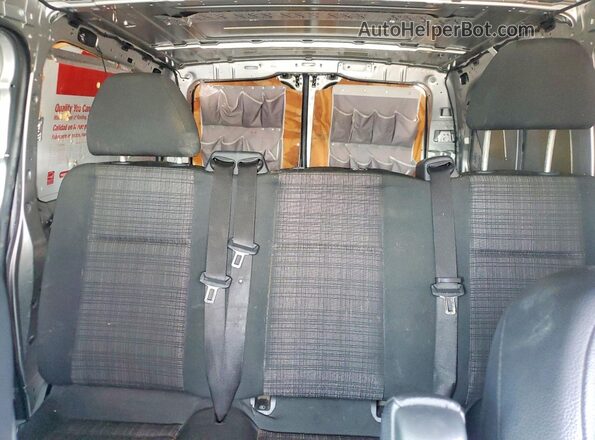 WD3PG2EA2J3367371 2018 MERCEDES-BENZ METRIS Silver Հետևի նստատեղերի տեսք