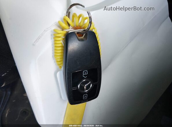 WD4PF0CD1KT004495 2019 MERCEDES-BENZ SPRINTER Blue Առջևի վահանակի տեսք