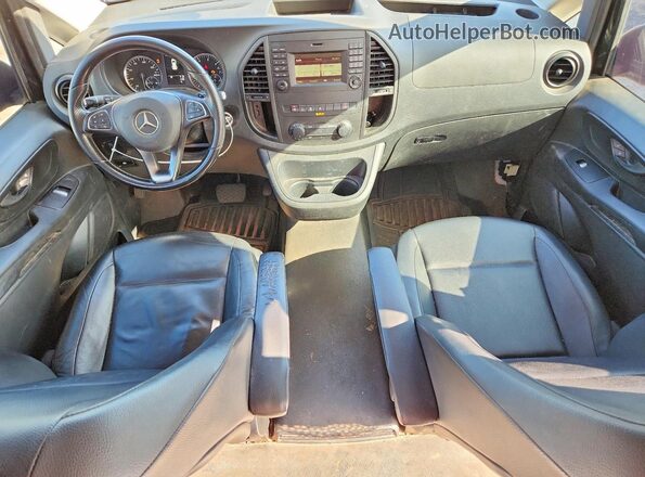 WD4PG2EE4H3284159 2017 MERCEDES-BENZ METRIS Black Вид панелі приладів