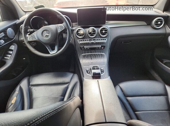 WDC0G4JB0HV008563 2017 MERCEDES-BENZ GLC-CLASS Silver წინა პანელის ხედი