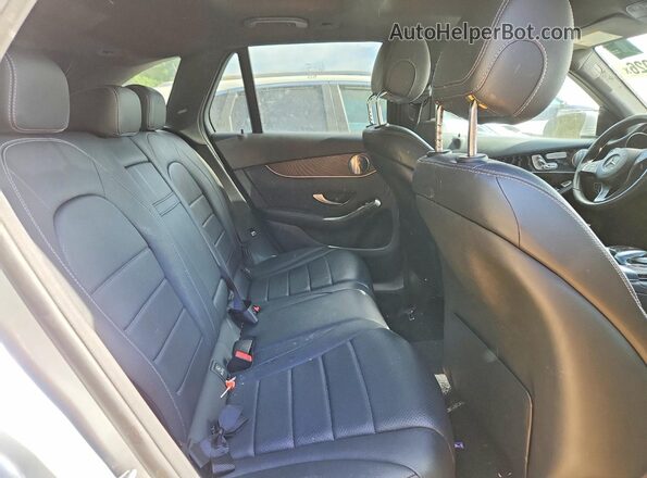 WDC0G4JB0HV008563 2017 MERCEDES-BENZ GLC-CLASS Silver უკანა სალონის ხედი