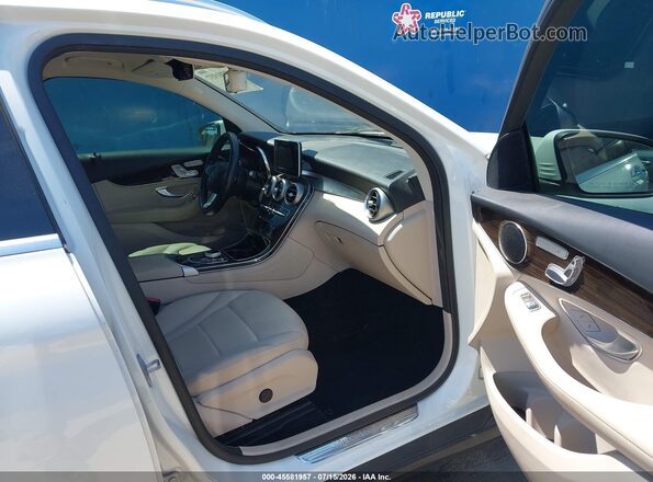 WDC0G4JB0KV152475 2019 MERCEDES-BENZ GLC 300 White წინა სალონის ხედი