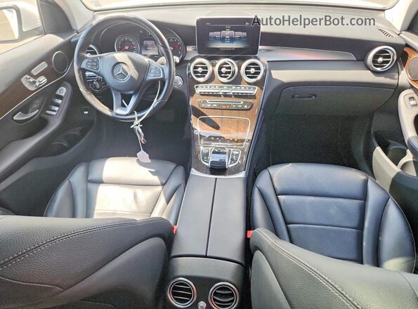 WDC0G4JB1GF060762 2016 MERCEDES-BENZ GLC-CLASS Белый Вид панели приборов