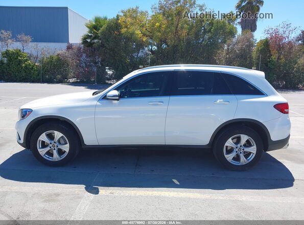 WDC0G4JB1HV011164 2017 MERCEDES-BENZ GLC 300 White Widok wnętrza 360 stopni