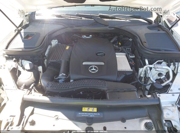 WDC0G4JB1HV011164 2017 MERCEDES-BENZ GLC 300 White Widok z tyłu
