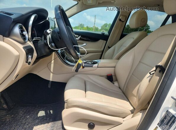 WDC0G4JB1KV174629 2019 MERCEDES-BENZ GLC-CLASS White Widok wnętrza z przodu