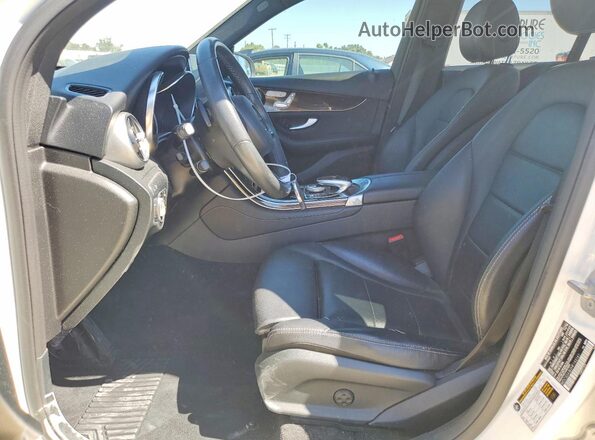 WDC0G4JB2HF193161 2017 MERCEDES-BENZ GLC-CLASS White Front interior view