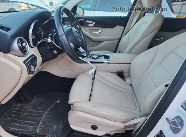 WDC0G4JB2JV024205 2018 MERCEDES-BENZ GLC-CLASS White Front interior view