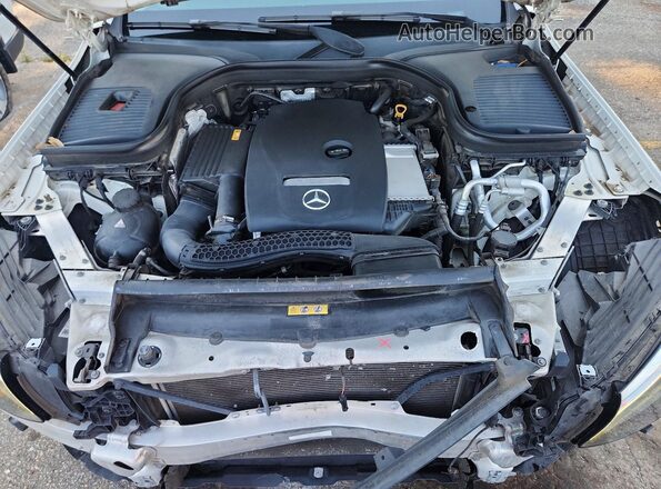 WDC0G4JB2JV024205 2018 MERCEDES-BENZ GLC-CLASS White Engine compartment view