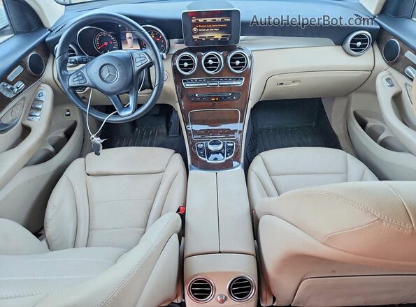 WDC0G4JB2JV024205 2018 MERCEDES-BENZ GLC-CLASS White Dashboard view