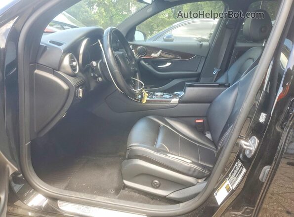 WDC0G4JB2JV034166 2018 MERCEDES-BENZ GLC-CLASS Black Front interior view