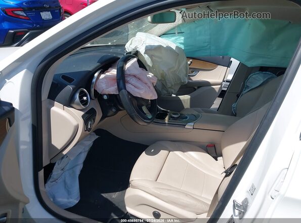 WDC0G4JB3JV046682 2018 MERCEDES-BENZ GLC 300 White Front interior view