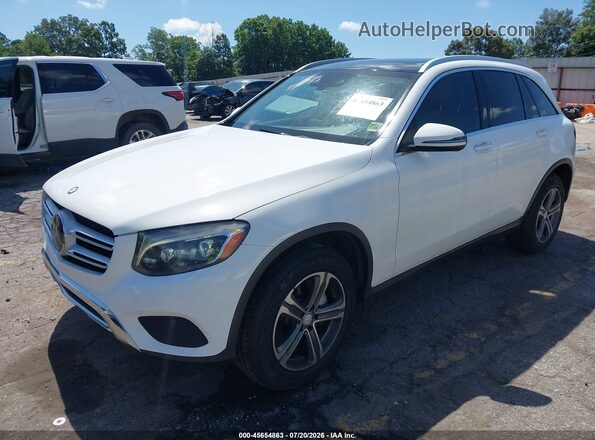 WDC0G4JB4HF182694 2017 MERCEDES-BENZ GLC 300 White Առջևի ձախ երեք քառորդ տեսարան