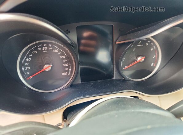 WDC0G4JB4HF200675 2017 MERCEDES-BENZ GLC-CLASS Черный Вид щитка приборов