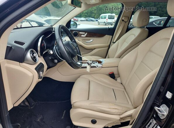 WDC0G4JB4HF200675 2017 MERCEDES-BENZ GLC-CLASS Черный Вид салона спереди