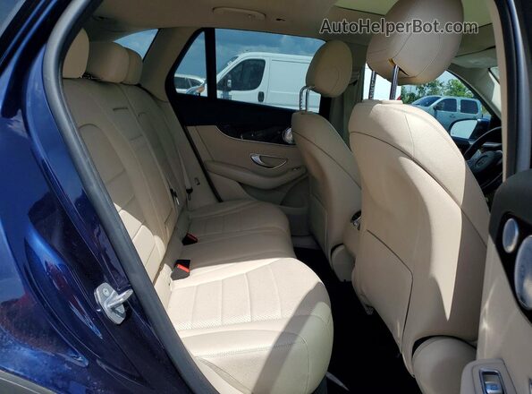 WDC0G4JB6HV004341 2017 MERCEDES-BENZ GLC-CLASS Blue Rear interior view
