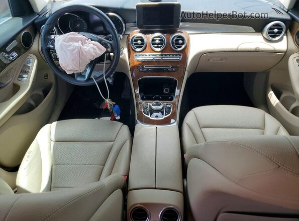 WDC0G4JB6JV057630 2018 MERCEDES-BENZ GLC-CLASS Red Вид панелі приладів