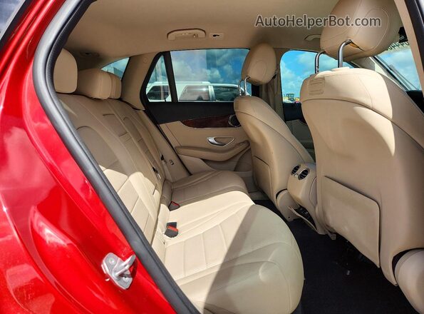 WDC0G4JB6JV057630 2018 MERCEDES-BENZ GLC-CLASS Red Вид задньої частини салону