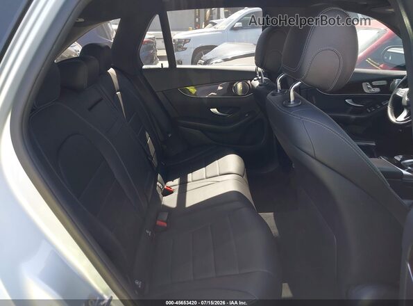 WDC0G4JB7HF177683 2017 MERCEDES-BENZ GLC 300 Silver Widok naklejki z numerem VIN