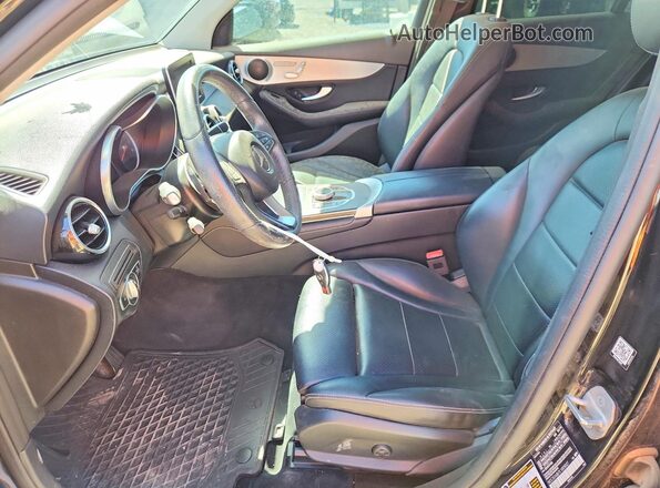 WDC0G4JB7K1005027 2019 MERCEDES-BENZ GLC-CLASS Black Вид салону спереду
