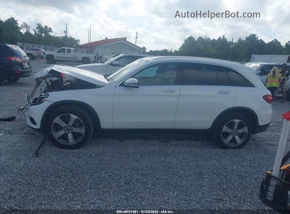 WDC0G4JB8KV169041 2019 MERCEDES-BENZ GLC 300 White Սալոնի 360 աստիճան տեսք