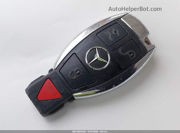 WDC0G4JB9JV046377 2018 MERCEDES-BENZ GLC 300 White წინა პანელის ხედი
