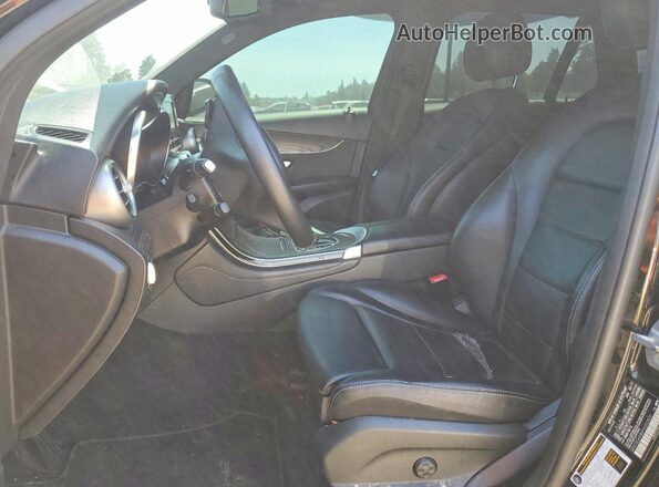 WDC0G4KB0HV002826 2017 MERCEDES-BENZ GLC-CLASS Black Вид салону спереду