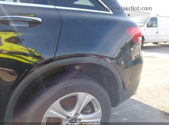 WDC0G4KB0JV111356 2018 MERCEDES-BENZ GLC 300 Black Front view